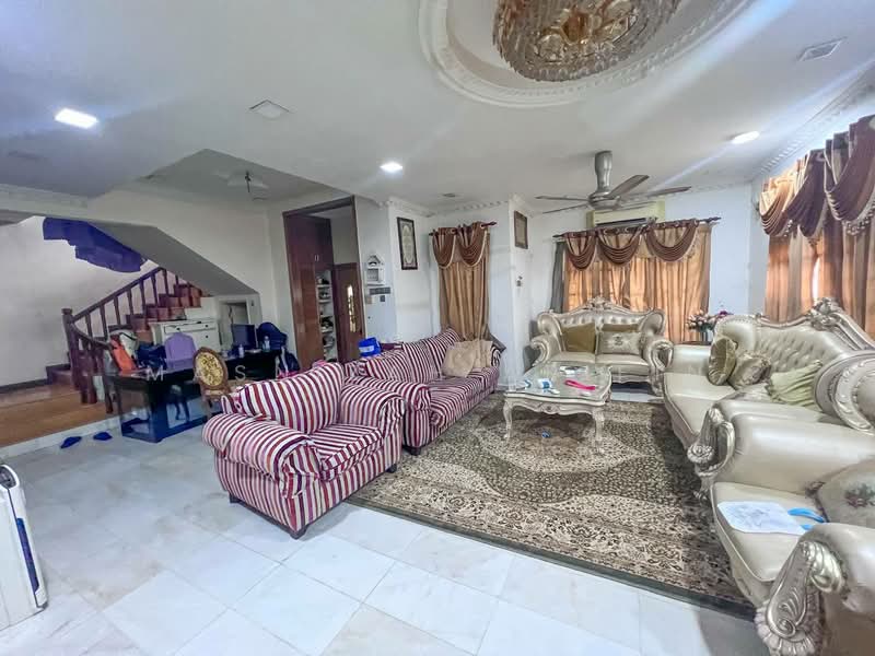 Rumah Berkembar untuk Dijual di Alam Damai (Cheras) - Masnizah Arifin - Living Room - PropertyGuru.com.my