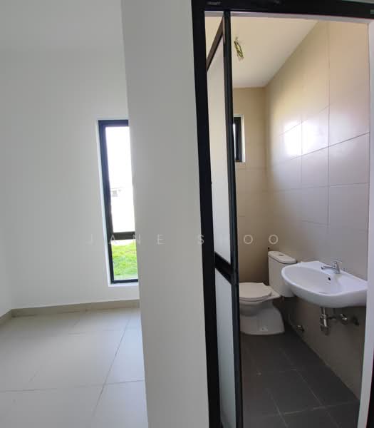 Rumah Berkembar untuk Dijual di Bandar Kinrara (Selangor) - Jane Shoo - PropertyGuru.com.my