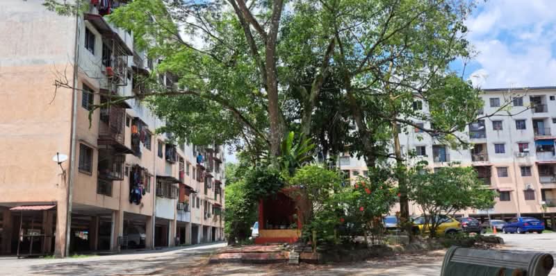 Flat for Sale at Taman Rawang Perdana - Hector Cheah - Exterior - PropertyGuru.com.my