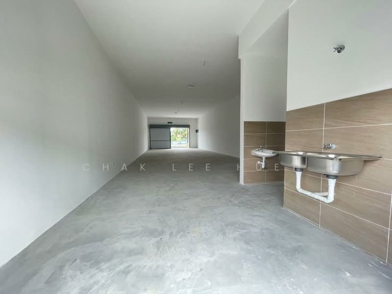 Shop for Rent in Kota Warisan (Sepang) - Chak Lee Huey - Interior - PropertyGuru.com.my
