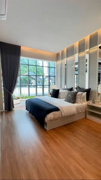 Servis Apartment untuk Dijual di Cavara @ Uptown Residences 2 - Torres Chan - Master Bedroom - PropertyGuru.com.my