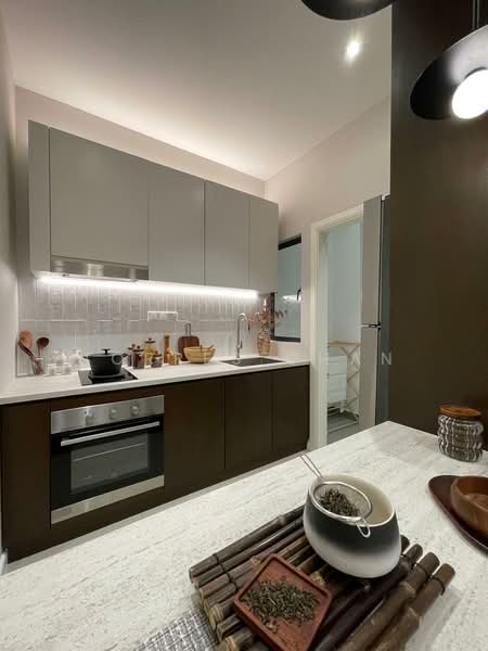 Servis Apartment untuk Dijual di Cavara @ Uptown Residences 2 - Torres Chan - Kitchen - PropertyGuru.com.my