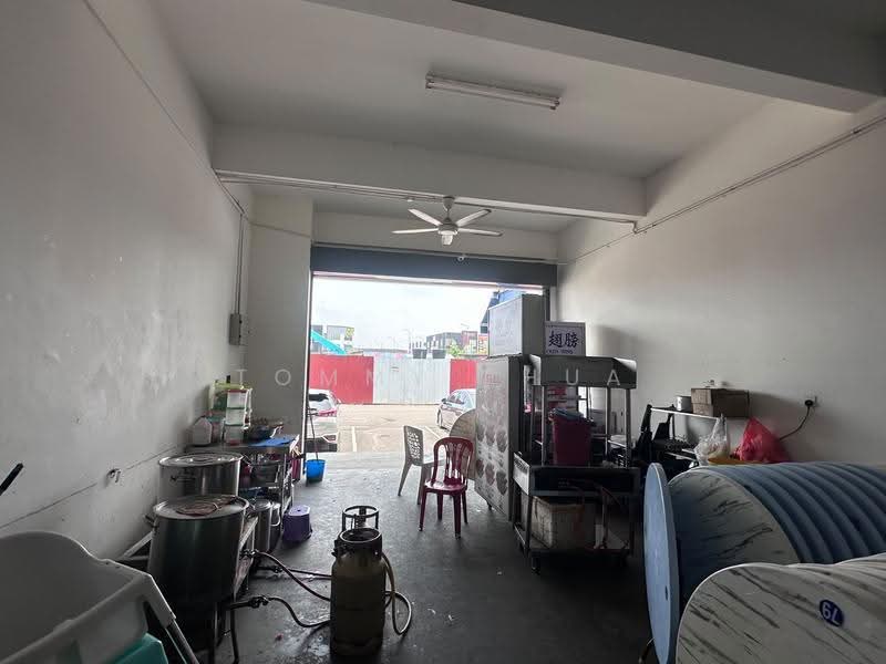 Shop / Office for Rent in Austin Crest (Johor Bahru) - Tommy Phua - Exterior - PropertyGuru.com.my