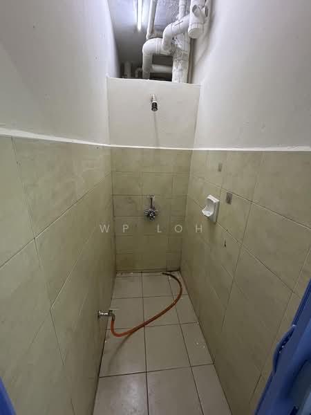 Apartment for Sale at Pangsapuri Seri Nipah - WP Loh - PropertyGuru.com.my