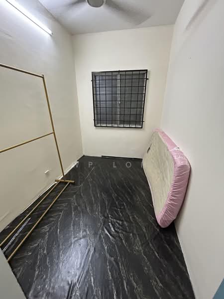 Apartment for Sale at Pangsapuri Seri Nipah - WP Loh - PropertyGuru.com.my