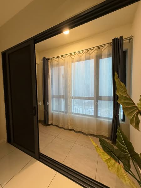 Servis Apartment untuk Disewa di The Era @ Duta North - Ben Ling - Balcony - PropertyGuru.com.my