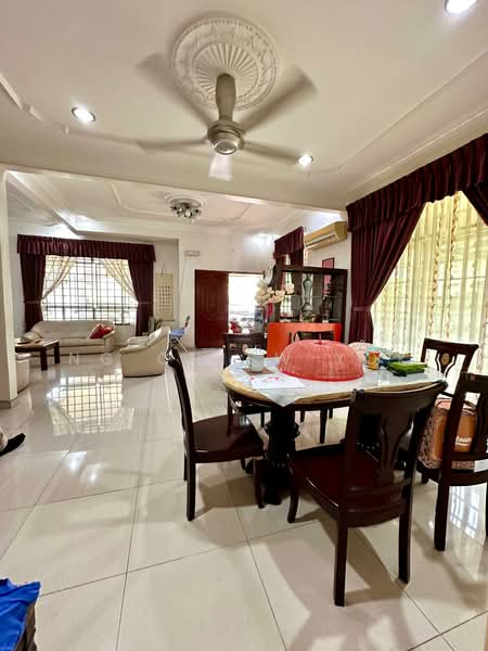 Semi-Detached House for Sale in Kota Kinabalu (Sabah) - Ng Chiew Yok - Living Room - PropertyGuru.com.my