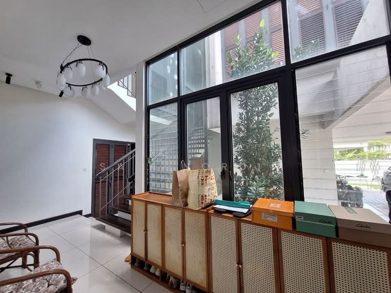 Link Bungalow for Sale in Elmina (Shah Alam) - Sa'a Nordin - Entrance - PropertyGuru.com.my