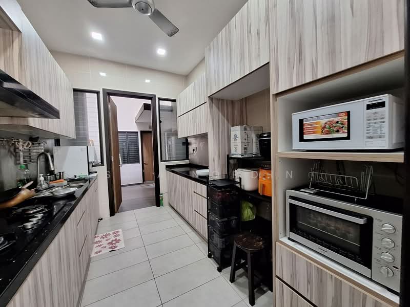 Link Bungalow for Sale in Elmina (Shah Alam) - Sa'a Nordin - Kitchen - PropertyGuru.com.my