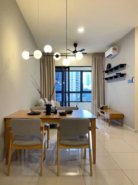 Servis Apartment untuk Disewa di The Era @ Duta North - Kim Ling - Living Room - PropertyGuru.com.my