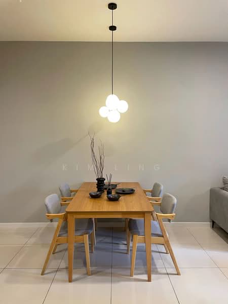Servis Apartment untuk Disewa di The Era @ Duta North - Kim Ling - Dining Room - PropertyGuru.com.my