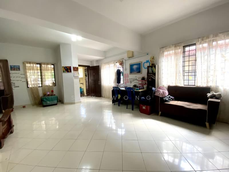 Rumah Teres 2 Tingkat untuk Dijual di Taman Puchong Hartamas (Puchong) - Sky Wong - Living Room - PropertyGuru.com.my