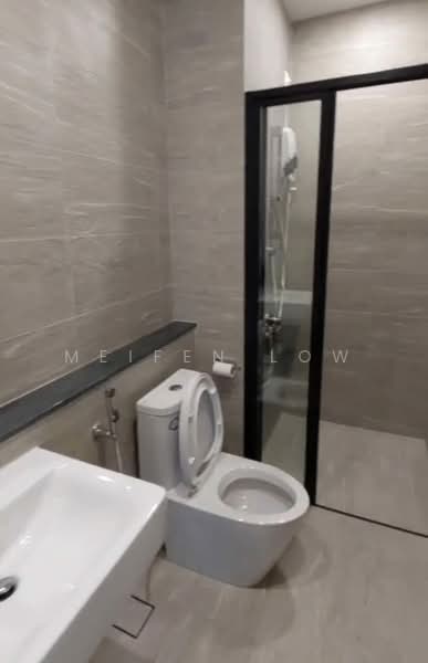 Service Residence for Sale at Edelweiss @ Tropicana Gardens - Meifen Low - Bathroom - PropertyGuru.com.my