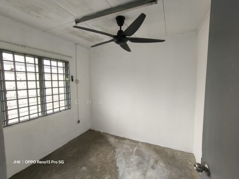 Rumah Flat untuk Disewa di Rumah Pangsa Permas Jaya - Richard Shai - Interior - PropertyGuru.com.my