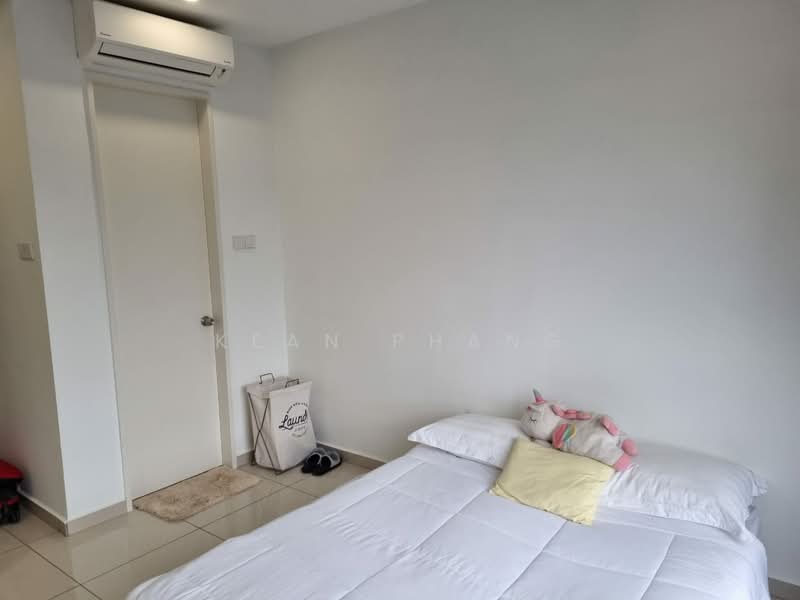 Service Residence for Rent at Kenwingston Avenue - Kean Phang - Bedroom - PropertyGuru.com.my