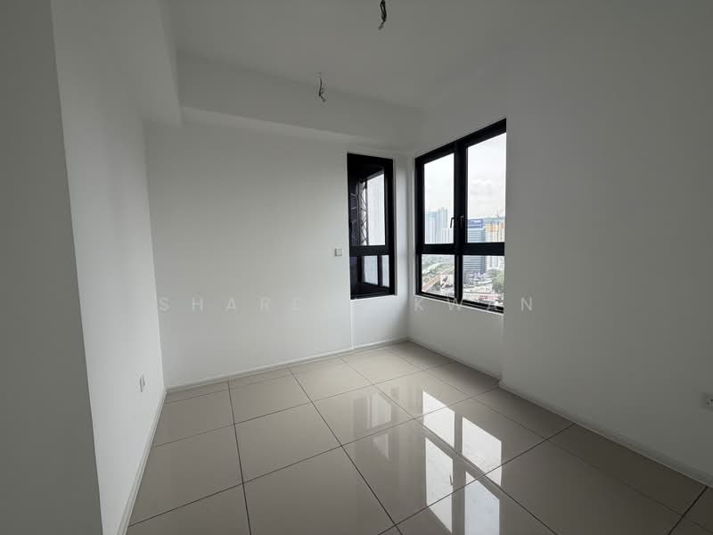 Servis Apartment untuk Dijual di Est8 - Shareen Kwan - PropertyGuru.com.my