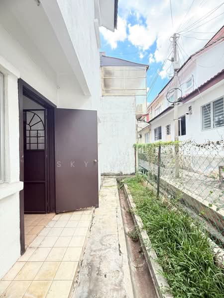 Rumah Teres 2 Tingkat untuk Dijual di Taman Puchong Hartamas (Puchong) - Sky Wong - Exterior - PropertyGuru.com.my