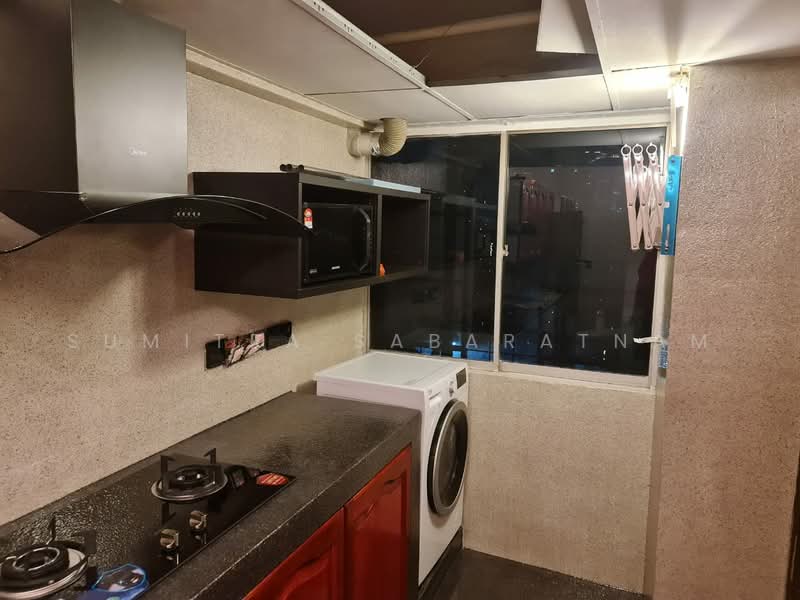 Condominium for Rent at The Pines - Sumitra Sabaratnam - Kitchen - PropertyGuru.com.my