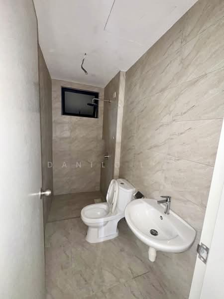 Kondominium untuk Dijual di The Hamstead, Desa Tun Razak - Danilo Lim - Bathroom - PropertyGuru.com.my