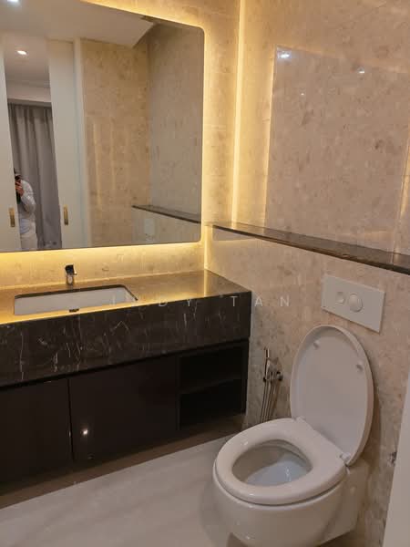 Service Residence for Sale at Pavilion Damansara Heights - Judy Tan - Bathroom - PropertyGuru.com.my