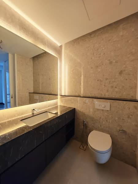 Service Residence for Sale at Pavilion Damansara Heights - Judy Tan - Bathroom - PropertyGuru.com.my