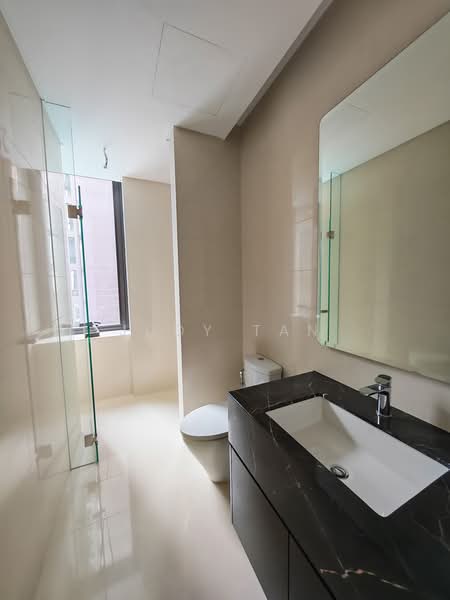 Service Residence for Sale at Pavilion Damansara Heights - Judy Tan - Bathroom - PropertyGuru.com.my