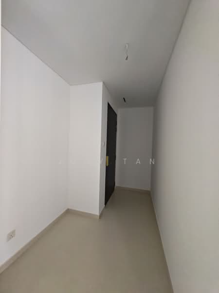 Service Residence for Sale at Pavilion Damansara Heights - Judy Tan - Corridor - PropertyGuru.com.my