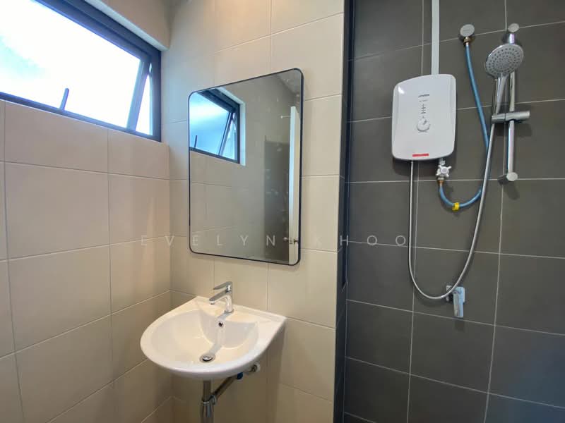 Rumah Teres 2 Tingkat untuk Disewa di Bandar Gamuda Gardens (Rawang) - Evelyn Khoo - Bathroom - PropertyGuru.com.my