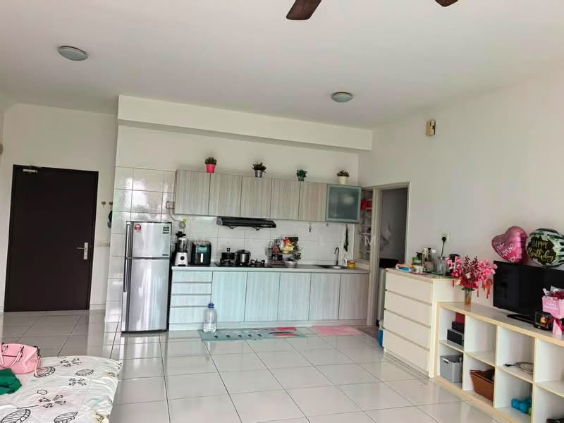 Servis Apartment untuk Dijual di The Sky Executive Suites - Ember Lim - Kitchen - PropertyGuru.com.my