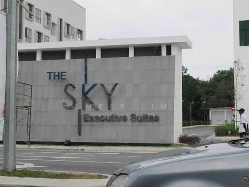 Servis Apartment untuk Dijual di The Sky Executive Suites - Ember Lim - Exterior - PropertyGuru.com.my