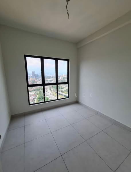 Service Residence for Sale at Majestic Maxim - Adam Lee - View - PropertyGuru.com.my