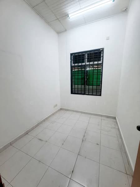 1-storey Terraced House for Sale in Taman Bestari Indah (Ulu Tiram) - Calvin Lee - PropertyGuru.com.my
