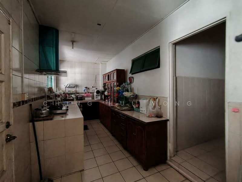 2-storey Terraced House for Sale in Alamesra (Kota Kinabalu) - Ching Hui Wong - Kitchen - PropertyGuru.com.my