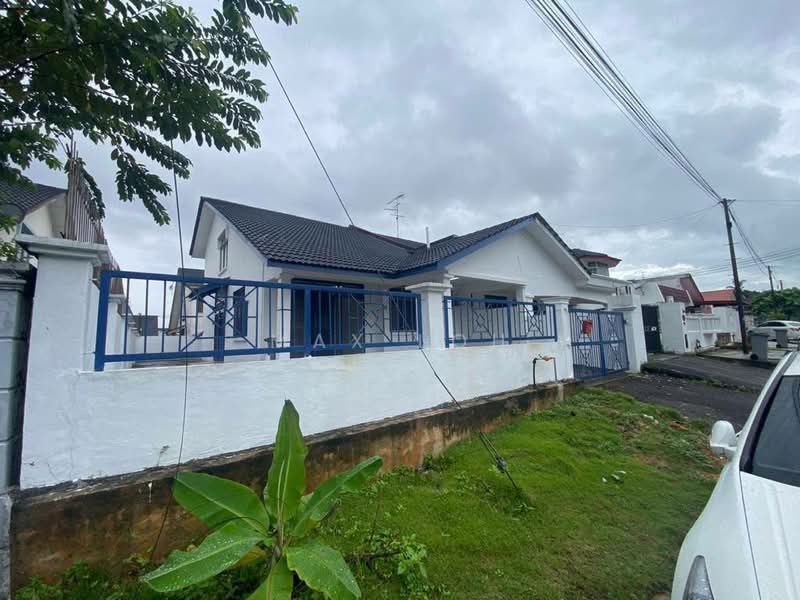 Rumah Berkembar untuk Dijual di Taman Megah Ria (Masai) - Max Loh - Exterior - PropertyGuru.com.my