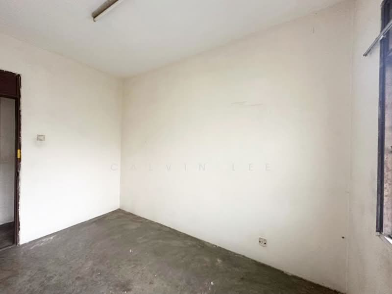 Rumah Flat untuk Dijual di Taman Megah Ria - Calvin Lee - PropertyGuru.com.my