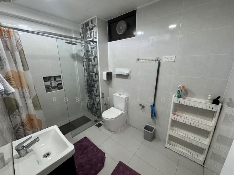 Pangsapuri untuk Disewa di Ramin Apartment - Robert Chooi - Bathroom - PropertyGuru.com.my