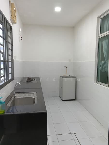 2-storey Terraced House for Rent in Taman Nusa Sentral (Iskandar Puteri (Nusajaya)) - Ember Lim - Kitchen - PropertyGuru.com.my