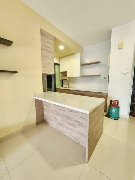 Servis Apartment untuk Dijual di Damai Hillpark - Danilo Lim - Kitchen - PropertyGuru.com.my