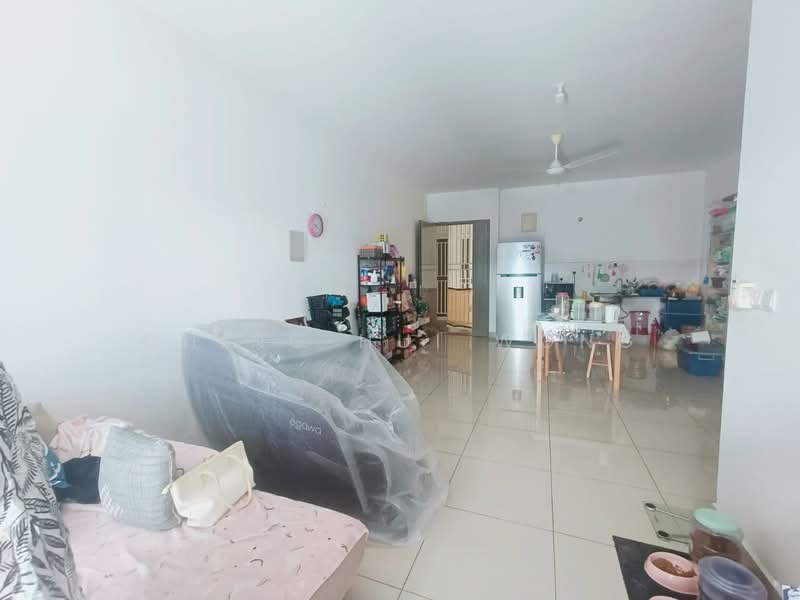 Kondominium untuk Dijual di The Palm Condominium - Ching Hui Wong - Living Room - PropertyGuru.com.my