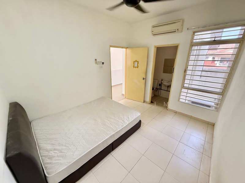 Rumah Bandar untuk Dijual di Balakong (Selangor) - Danilo Lim - Bedroom - PropertyGuru.com.my