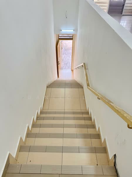 Rumah Bandar untuk Dijual di Balakong (Selangor) - Danilo Lim - Entrance - PropertyGuru.com.my