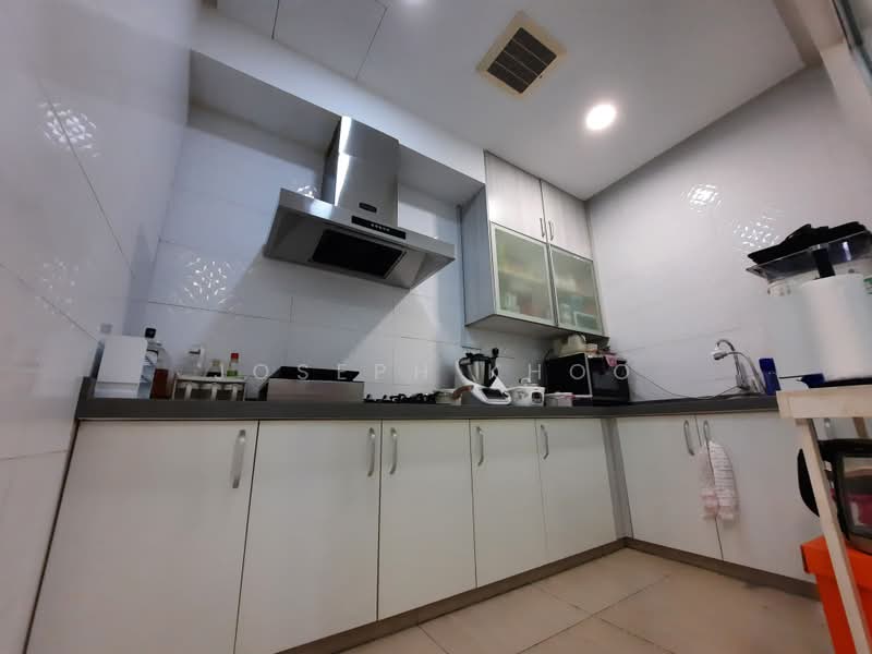 Rumah Berkembar untuk Dijual di Kota Kemuning (Shah Alam) - Joseph Khoo - Kitchen - PropertyGuru.com.my