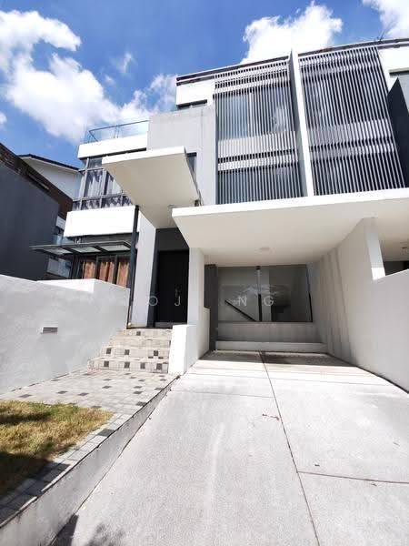 Rumah Berkembar untuk Dijual di Lake Fields (Sungai Besi) - Toji Ng - Exterior - PropertyGuru.com.my