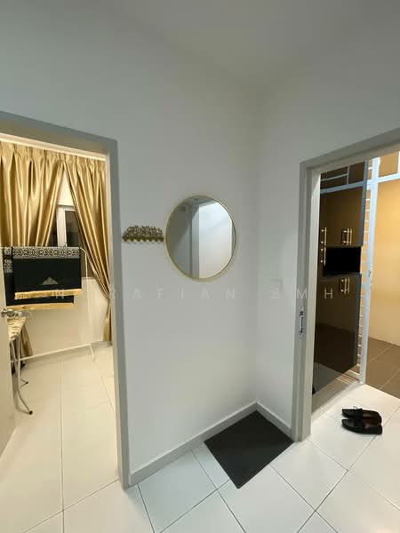 Kondominium untuk Disewa di Residensi Sateria - Norafian SMH - Entrance - PropertyGuru.com.my