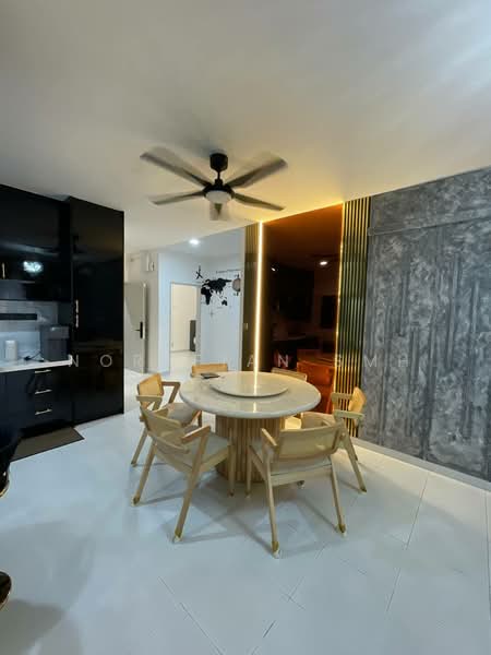 Kondominium untuk Disewa di Residensi Sateria - Norafian SMH - Dining Room - PropertyGuru.com.my