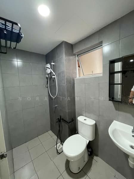 Kondominium untuk Disewa di Residensi Sateria - Norafian SMH - PropertyGuru.com.my