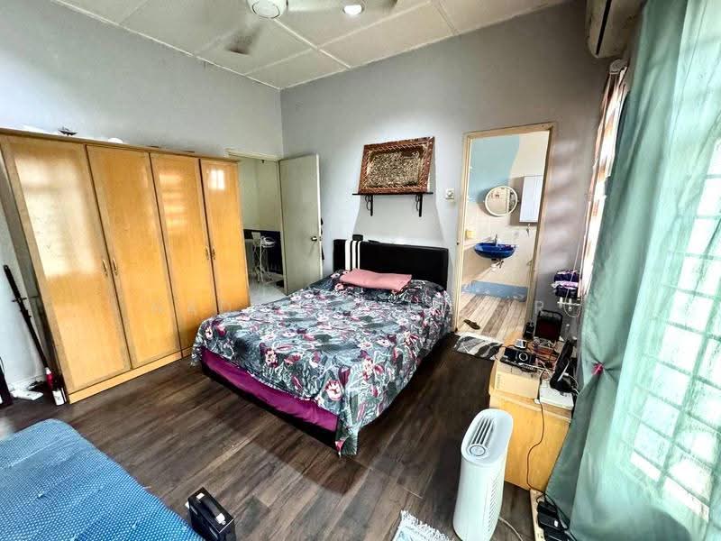 Rumah Teres untuk Dijual di Bandar Mahkota Cheras (Cheras) - Nadzmie Nasir - Bedroom - PropertyGuru.com.my