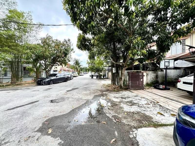 Rumah Teres untuk Dijual di Bandar Mahkota Cheras (Cheras) - Nadzmie Nasir - Exterior - PropertyGuru.com.my