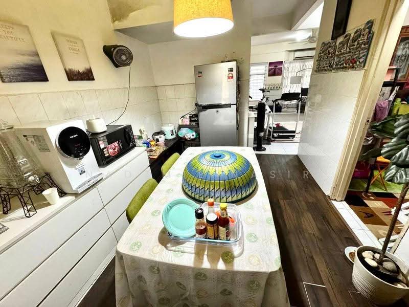 Rumah Teres untuk Dijual di Bandar Mahkota Cheras (Cheras) - Nadzmie Nasir - Kitchen - PropertyGuru.com.my