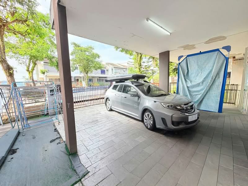 Rumah Teres 2 Tingkat untuk Dijual di Sungai Buloh (Selangor) - Natasha Shadan - Car Park - PropertyGuru.com.my